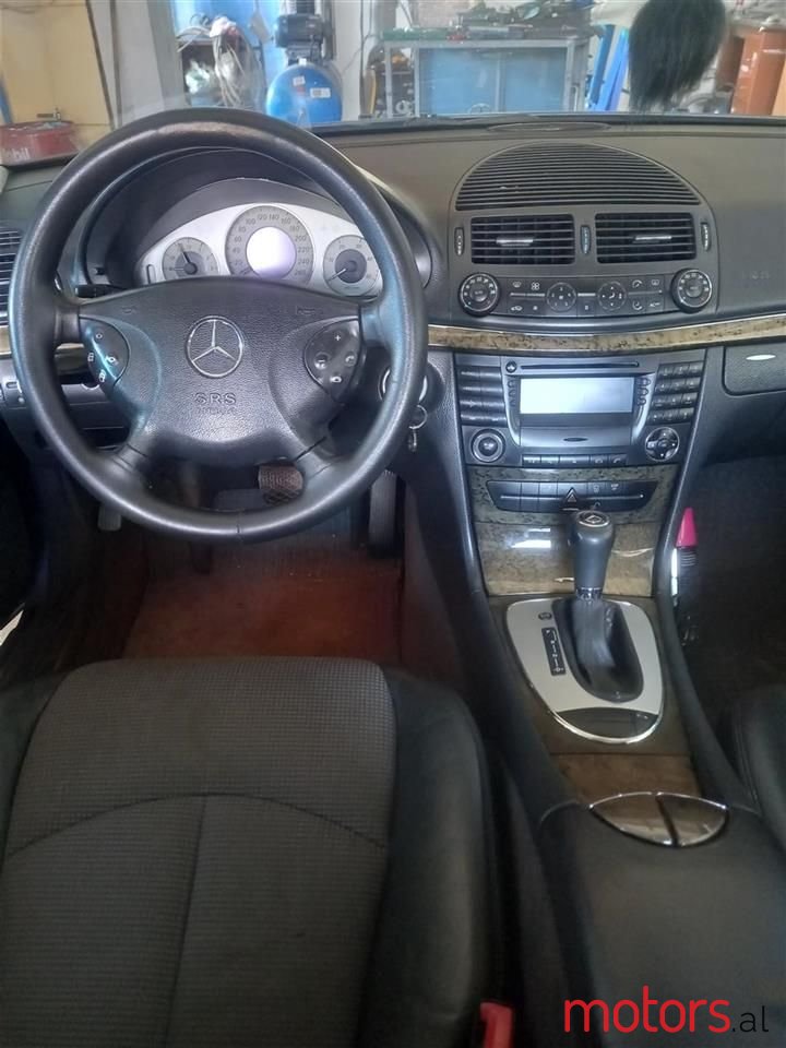 2003' Mercedes-Benz 270 photo #6