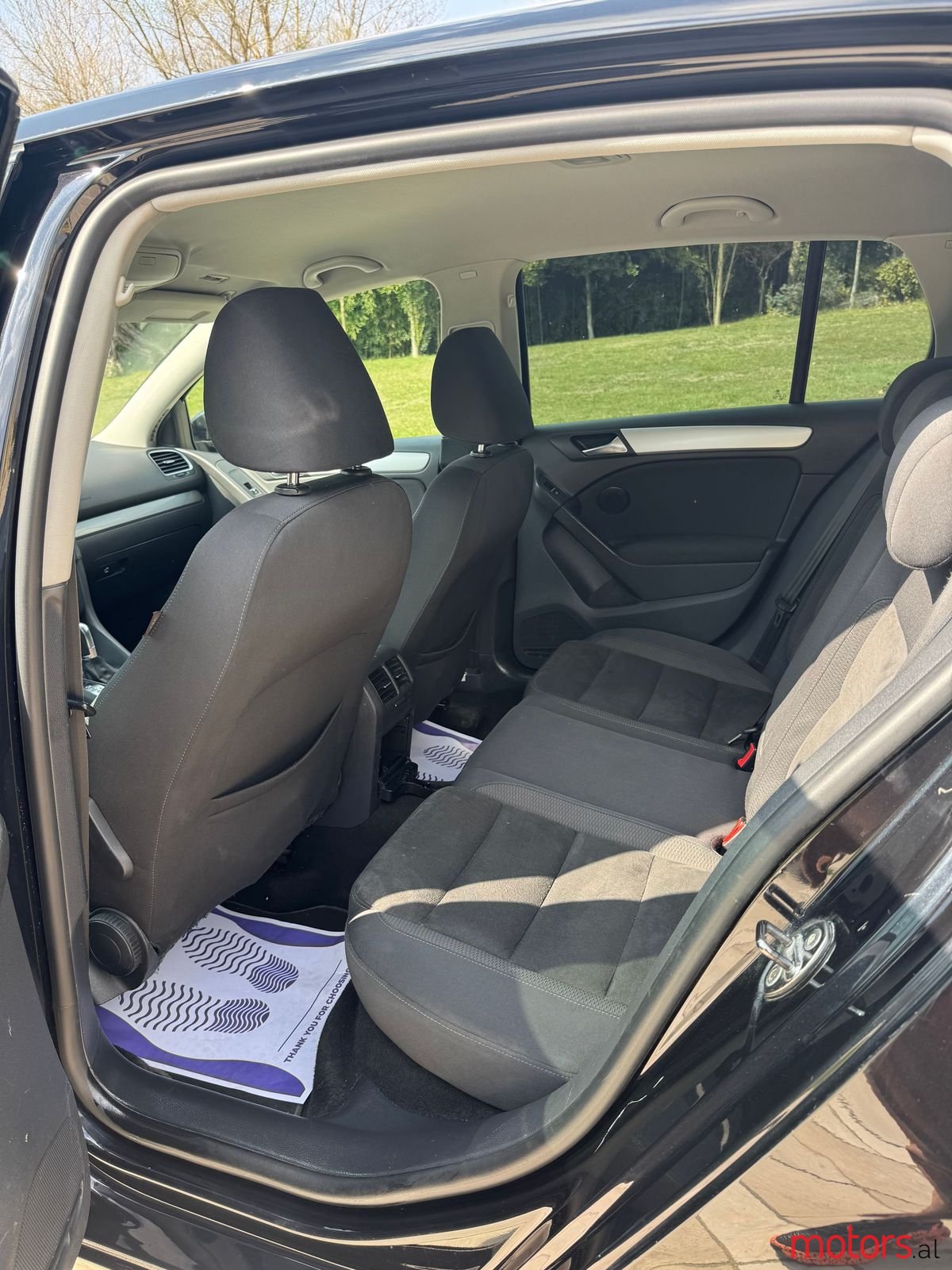 2011' Volkswagen Golf photo #6