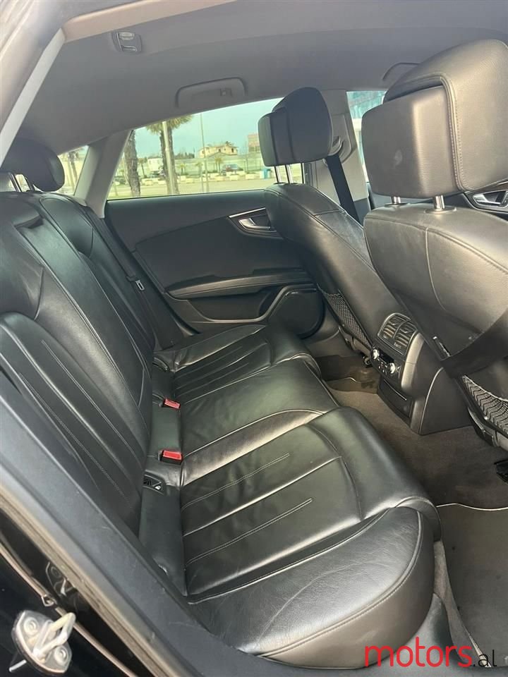 2010' Audi A7 photo #4