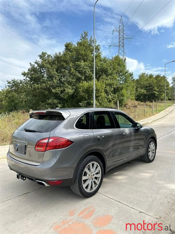 2014' Porsche Cayenne photo #1