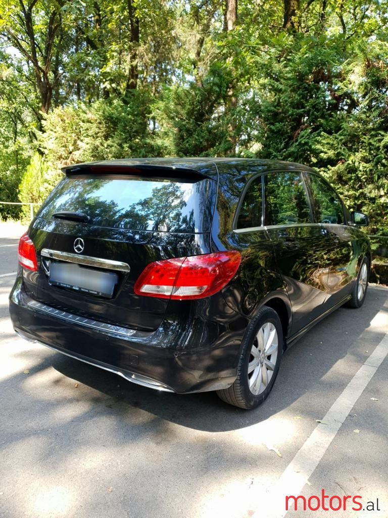 2015' Mercedes-Benz B-Class photo #2