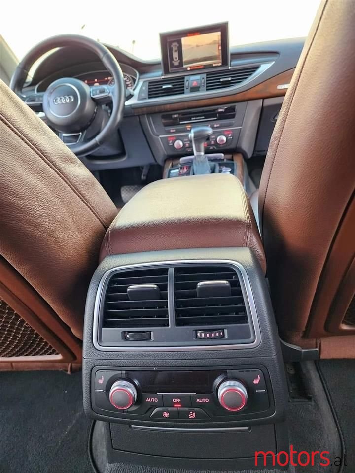 2014' Audi A7 photo #2