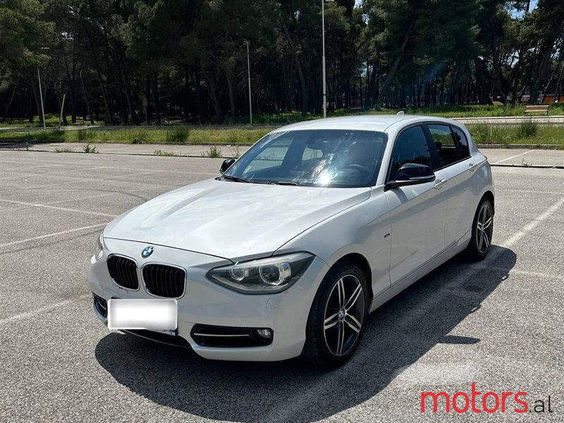 2013' BMW 118 photo #1