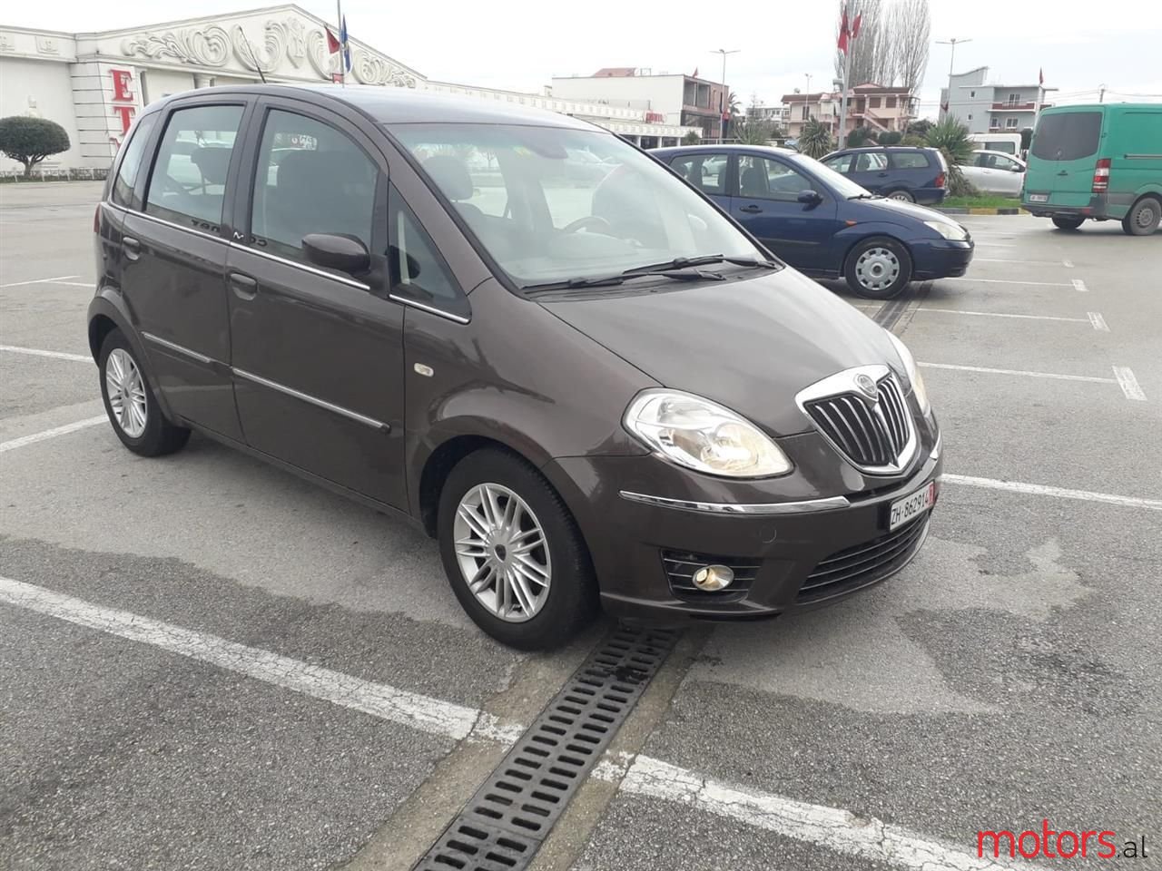 2010' Lancia Musa photo #4