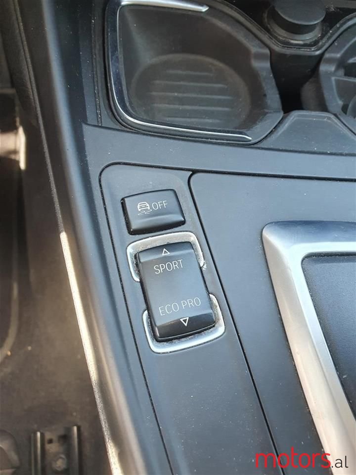 2012' BMW 118 photo #5