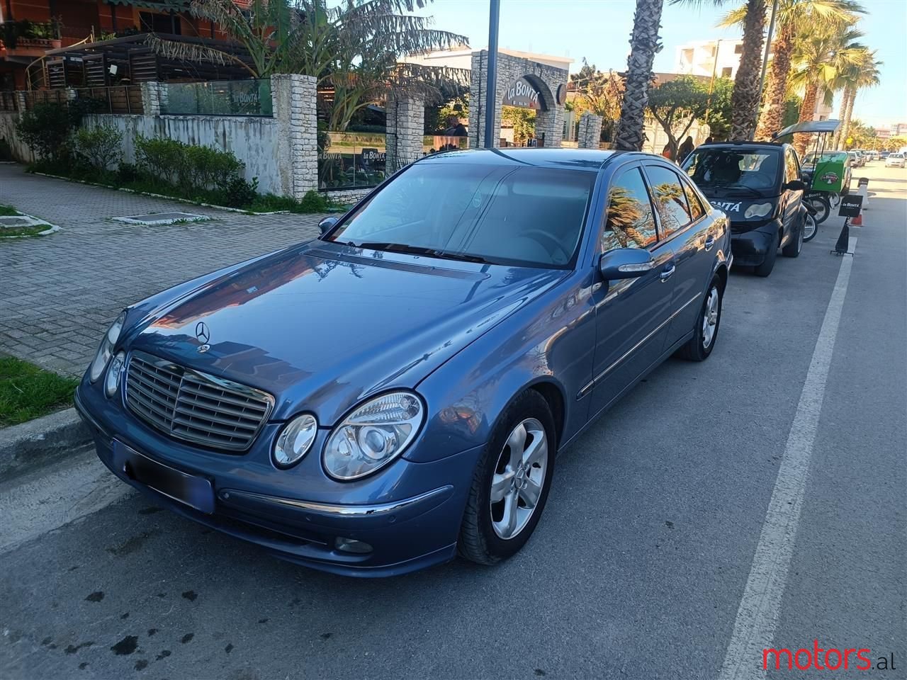 2004' Mercedes-Benz E 200 photo #1