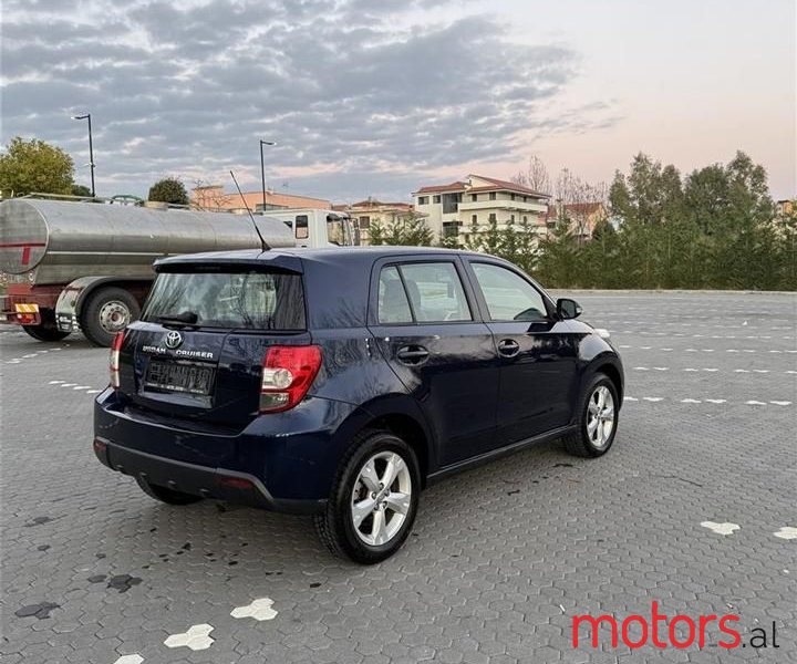 2010' Toyota Urban Cruiser photo #5
