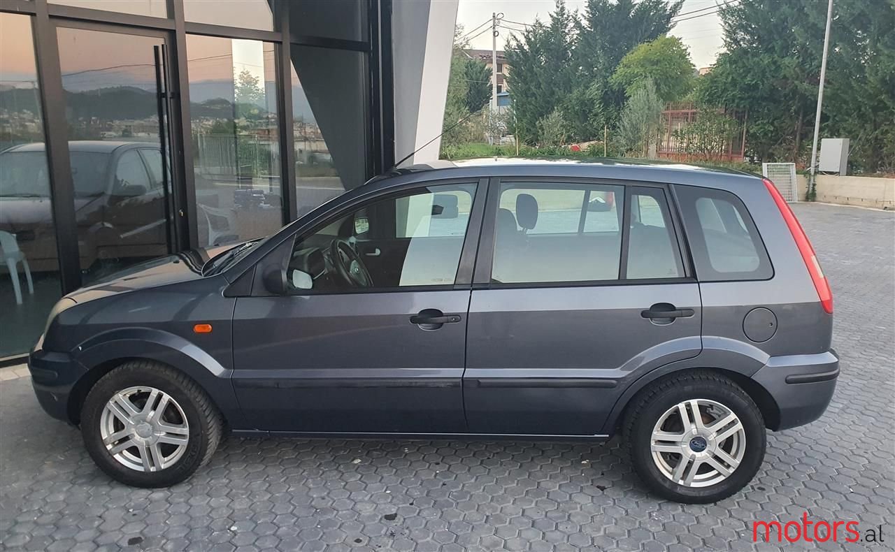 2004' Ford Fusion photo #4