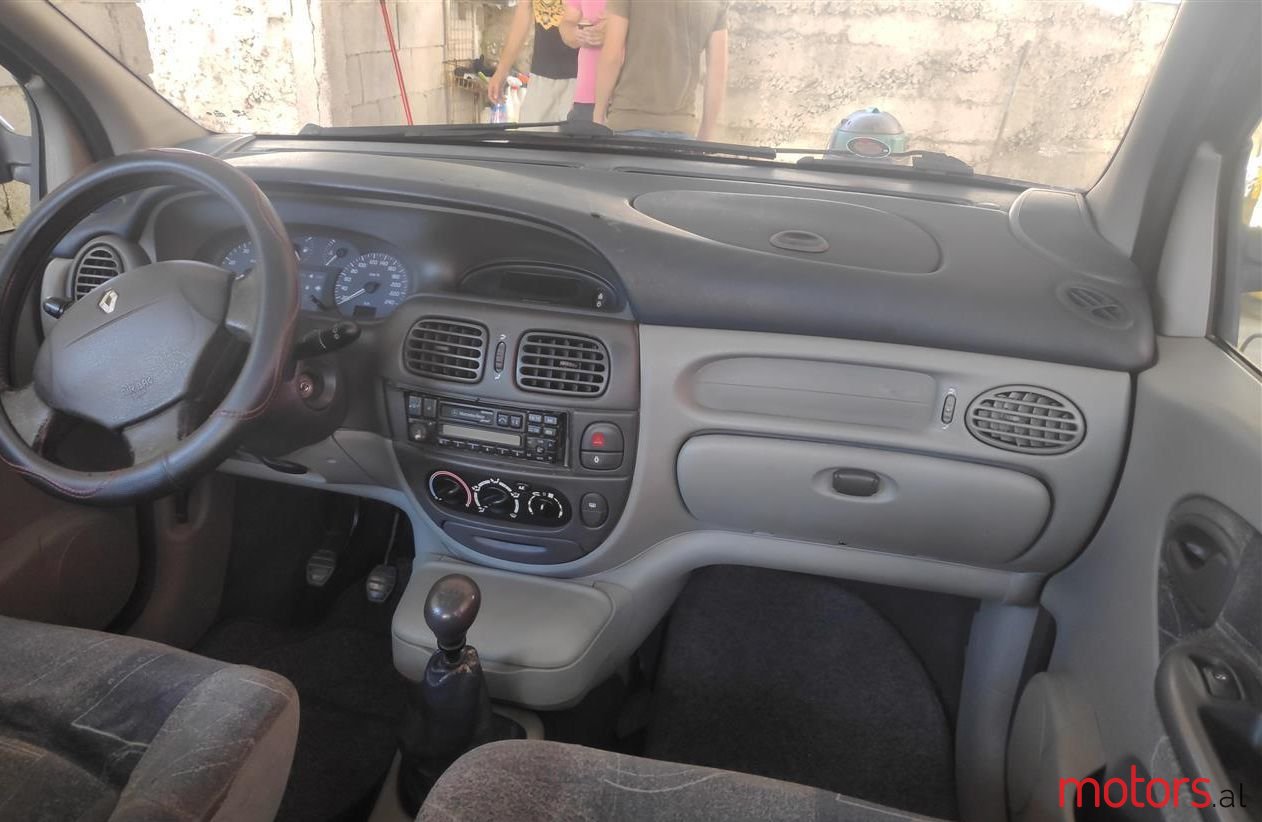 2000' Renault Scenic photo #1