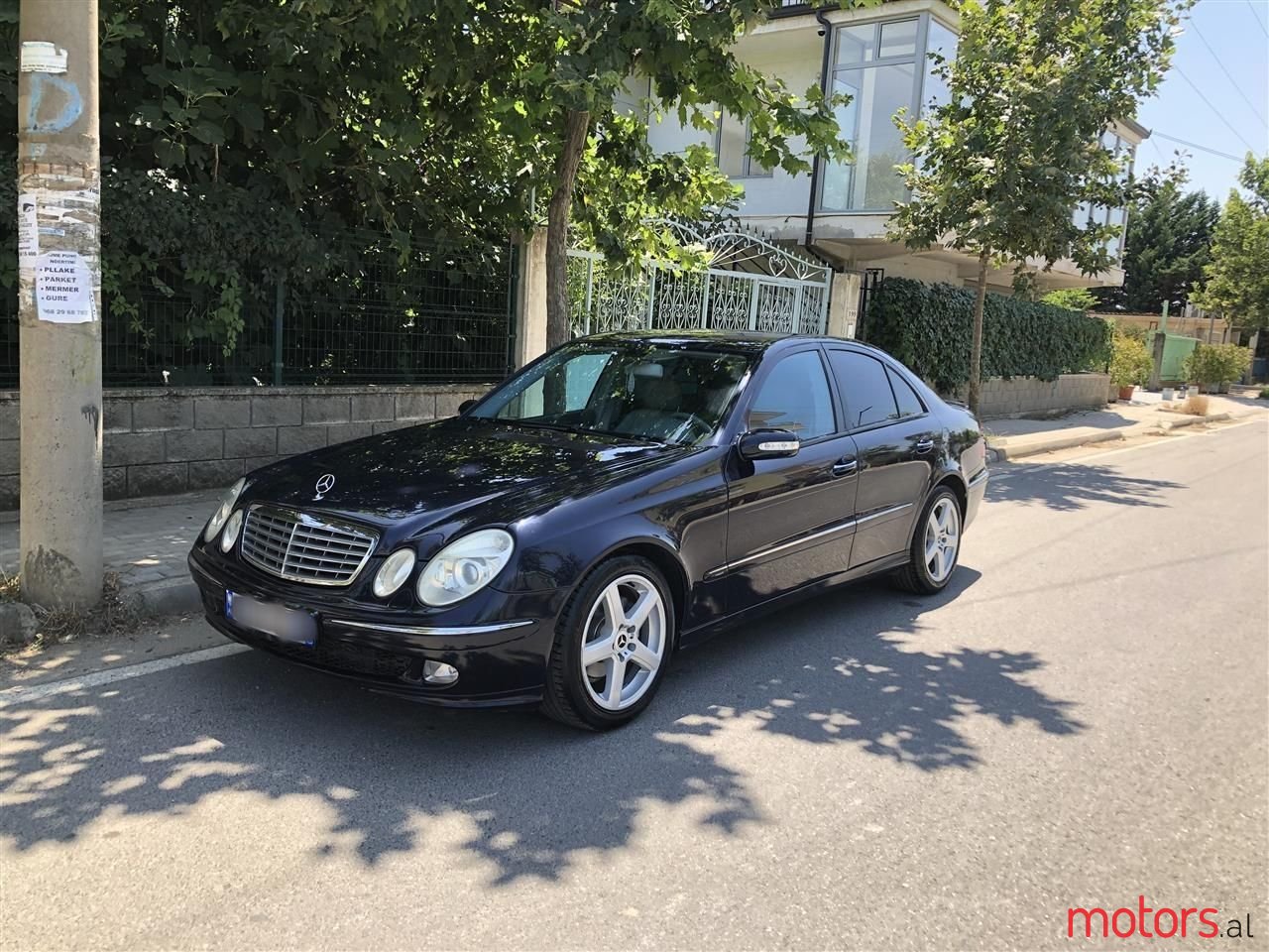 2004' Mercedes-Benz E 270 photo #6