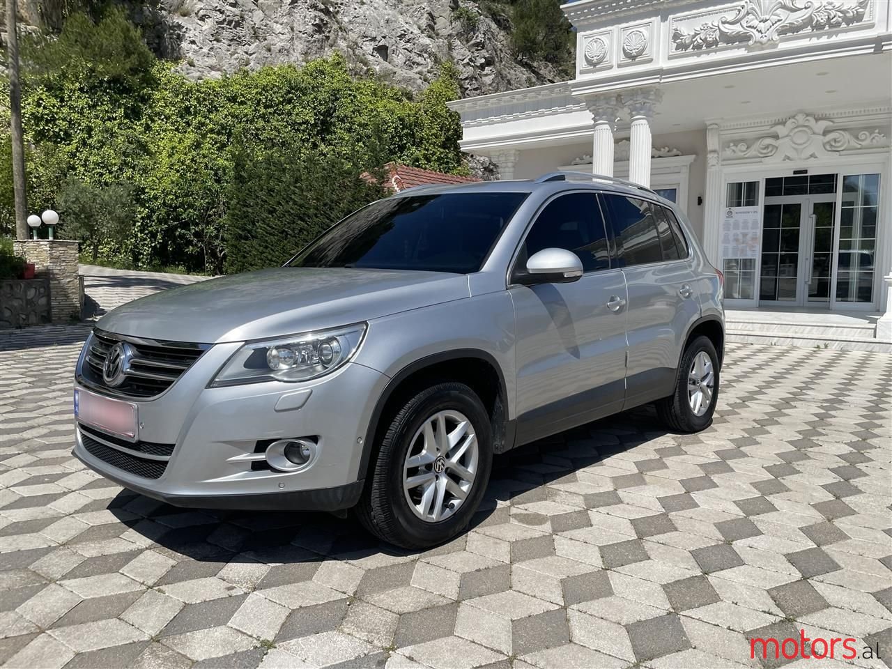 2009' Volkswagen Tiguan photo #6