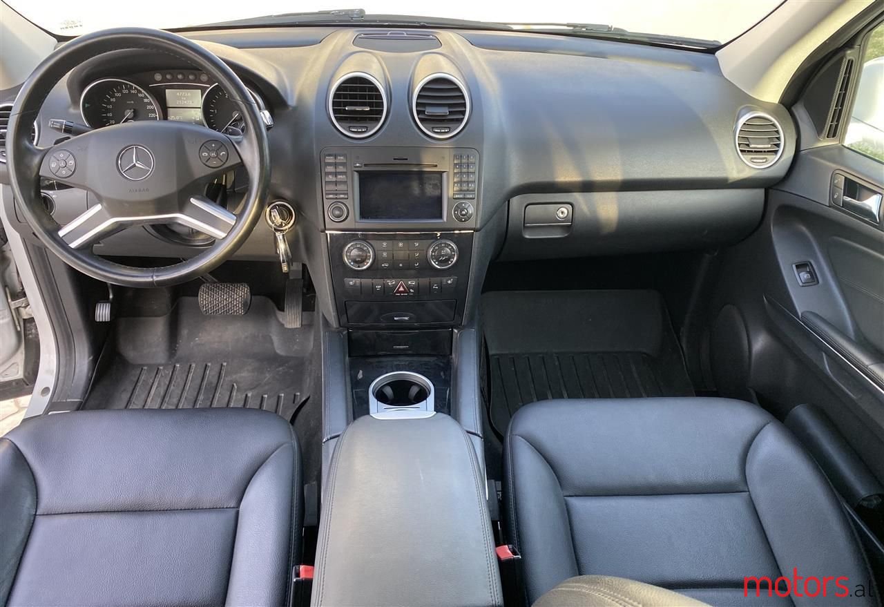 2011' Mercedes-Benz ML 350 photo #4