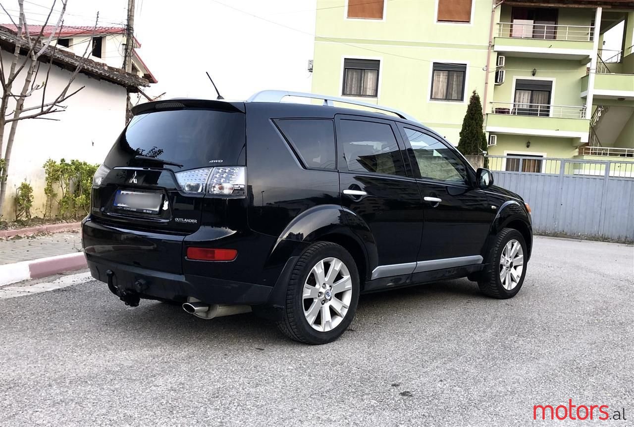 2008' Mitsubishi Outlander photo #6