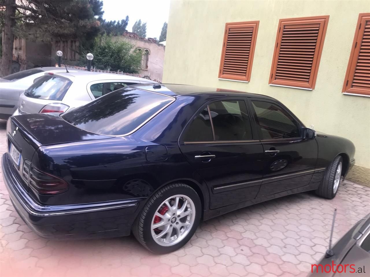 2000' Mercedes-Benz E 270 photo #4