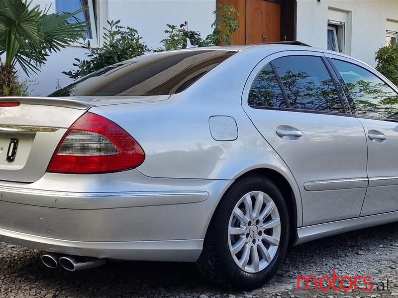 2007' Mercedes-Benz E 200 photo #4