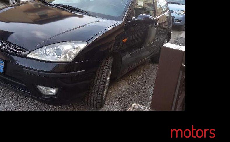 2003' Ford Focus photo #1