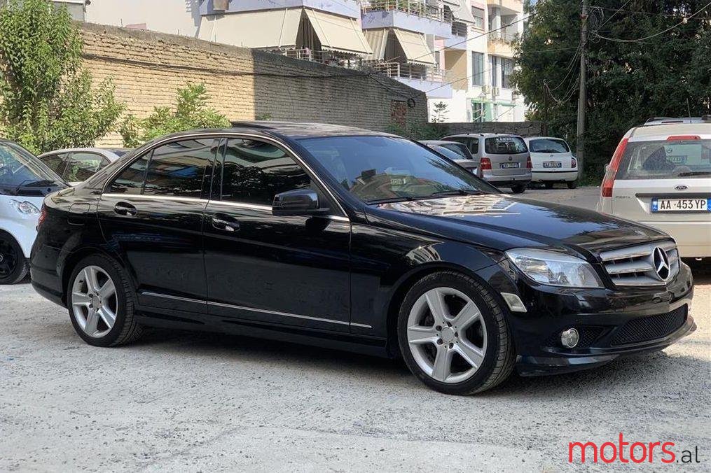 2010' Mercedes-Benz C 300 photo #1