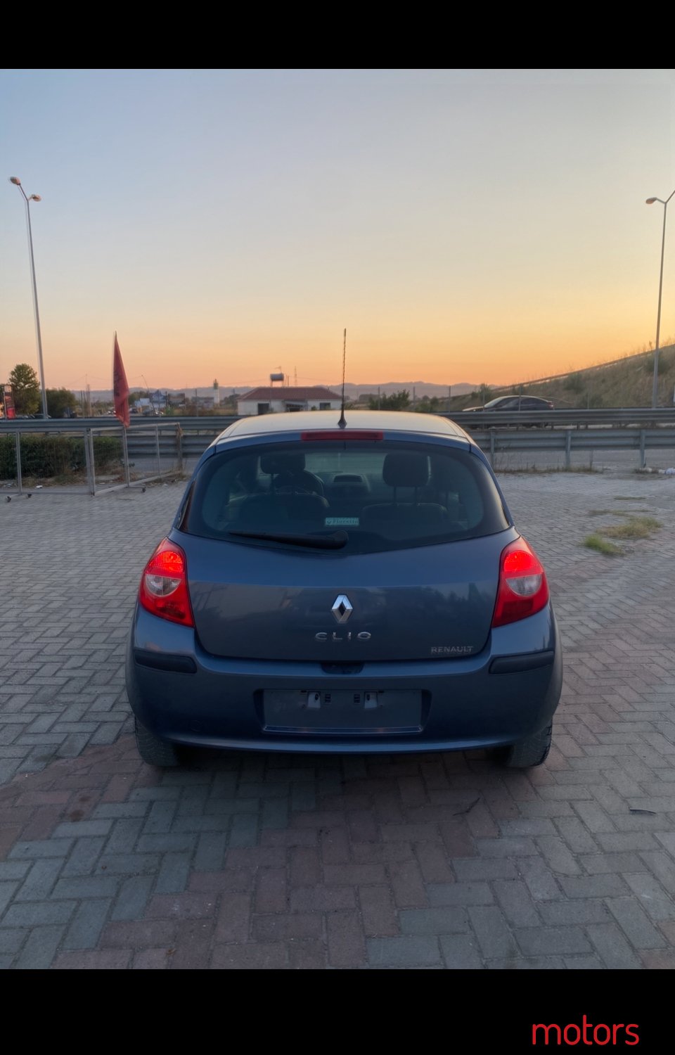 2006' Renault Clio photo #6