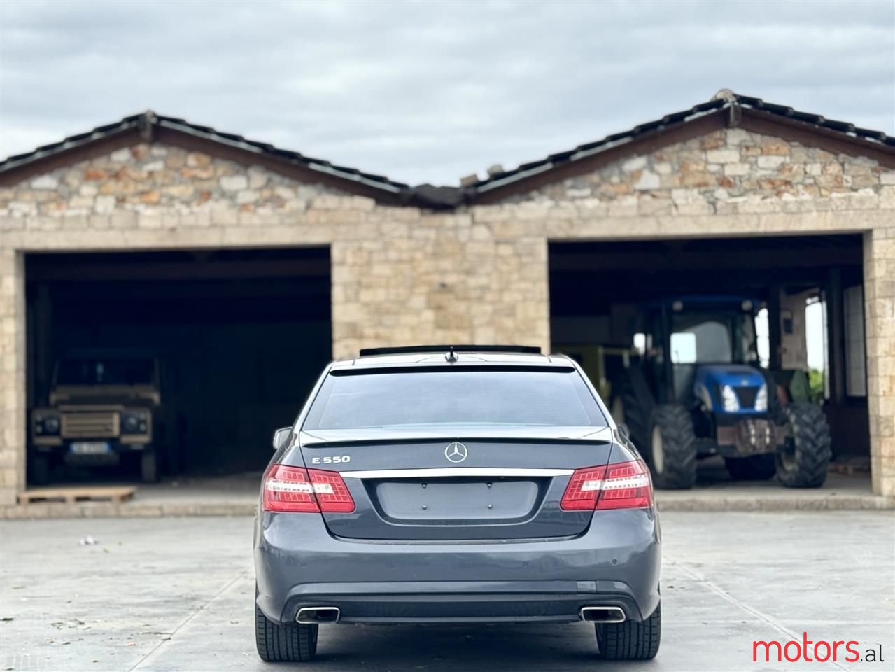 2012' Mercedes-Benz E 55 AMG photo #4