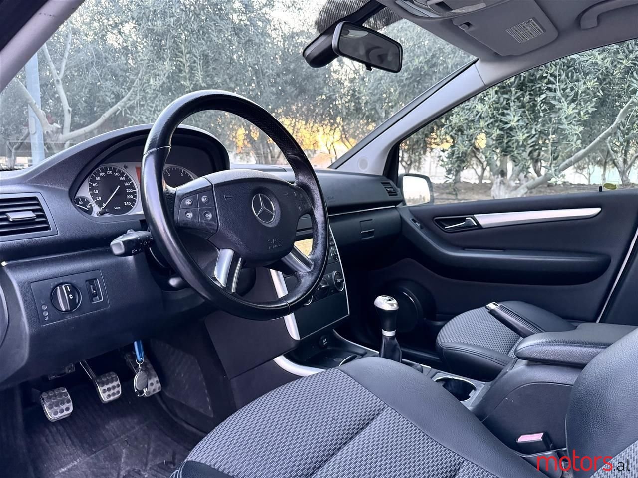 2008' Mercedes-Benz B 200 photo #2