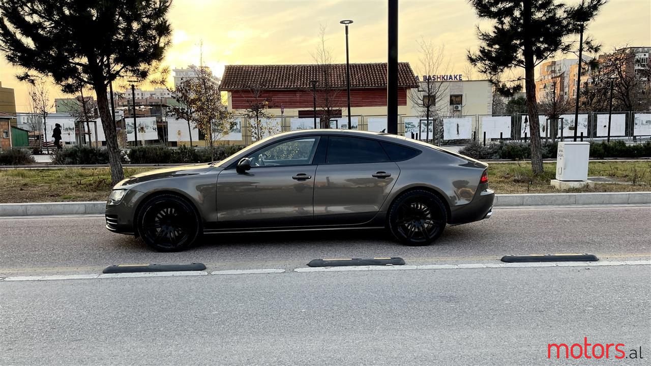 2012' Audi A7 photo #5