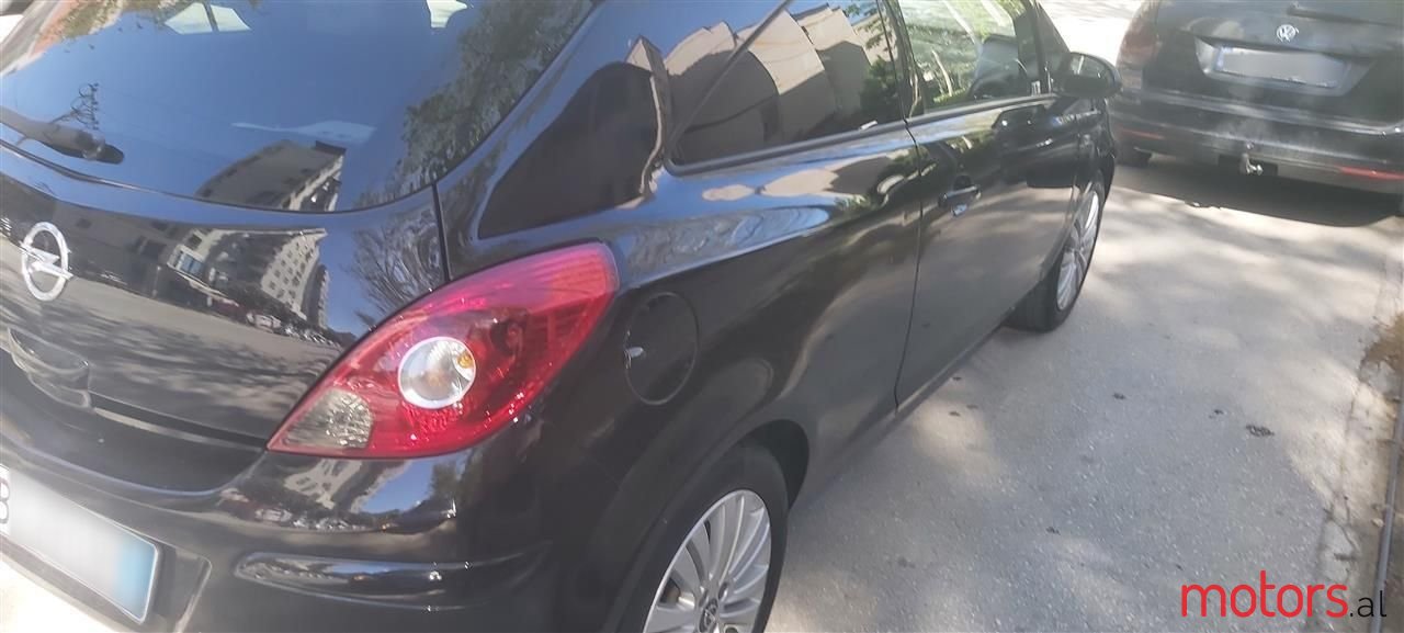 2011' Opel Corsa photo #3