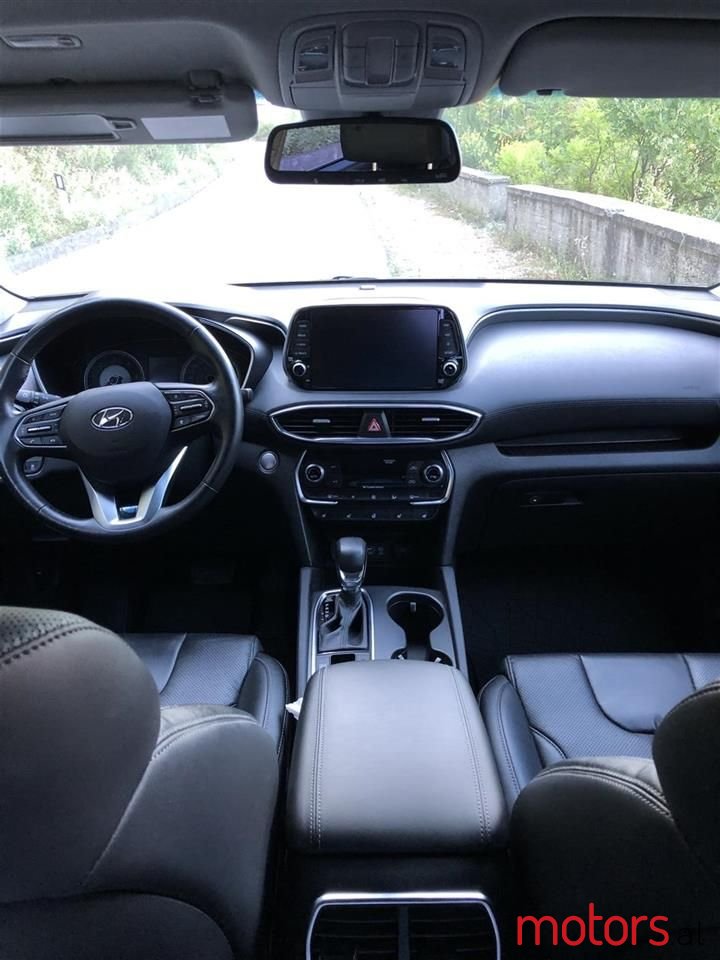 2018' Hyundai Santa Fe photo #6