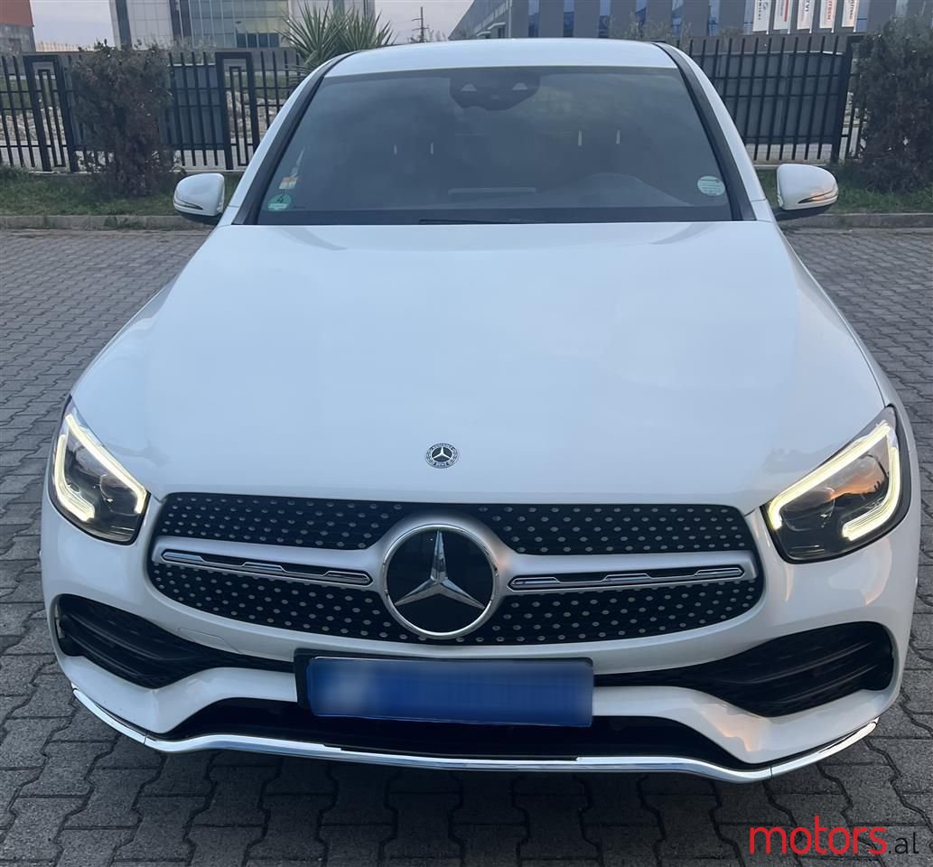 2021' Mercedes-Benz GLC 250 photo #4