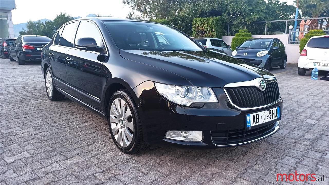 2009' Skoda Superb photo #1