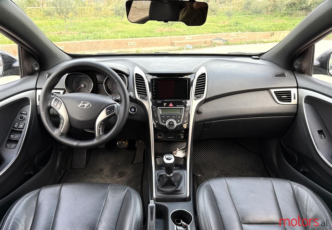 2013' Hyundai i30 photo #4