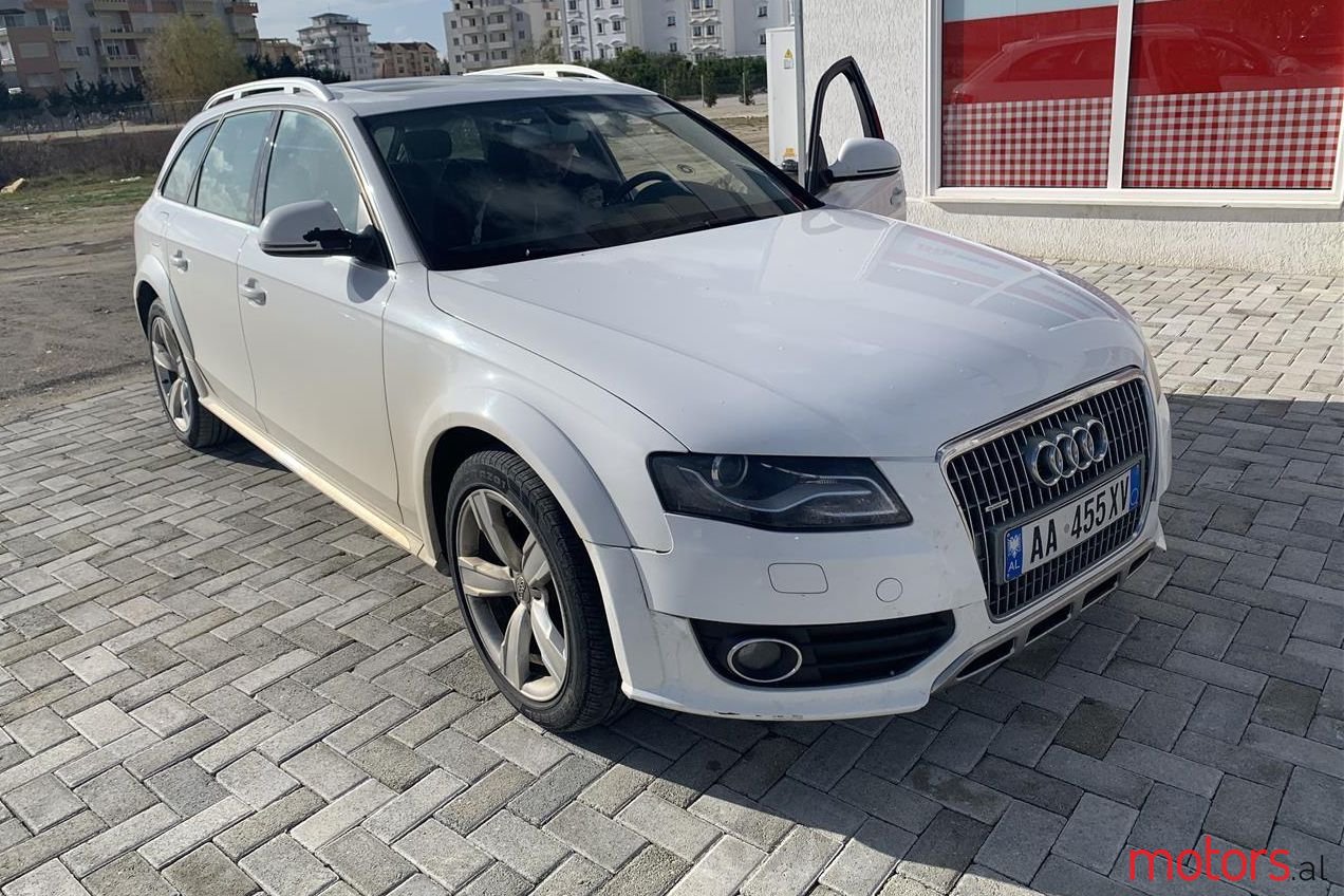 2010' Audi A4 photo #1