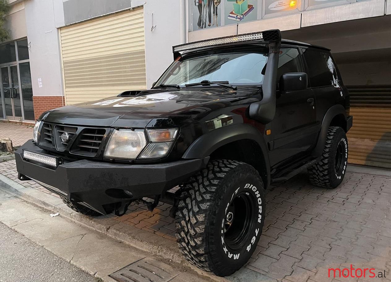 1998' Nissan Patrol for sale ᐉ Tirane, Albania