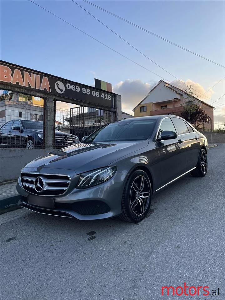 2017' Mercedes-Benz E 200 photo #1