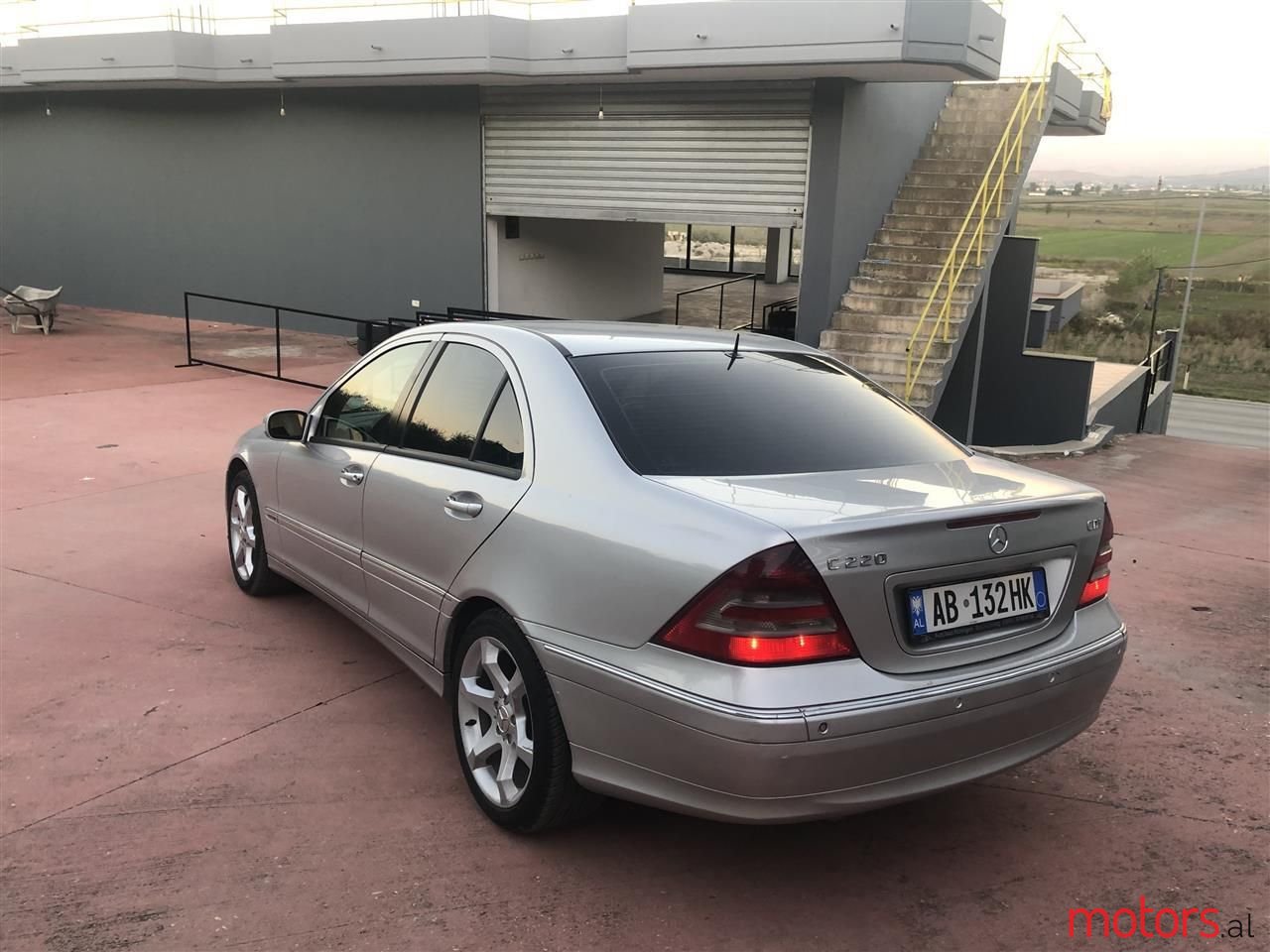 2005' Mercedes-Benz C 220 photo #3