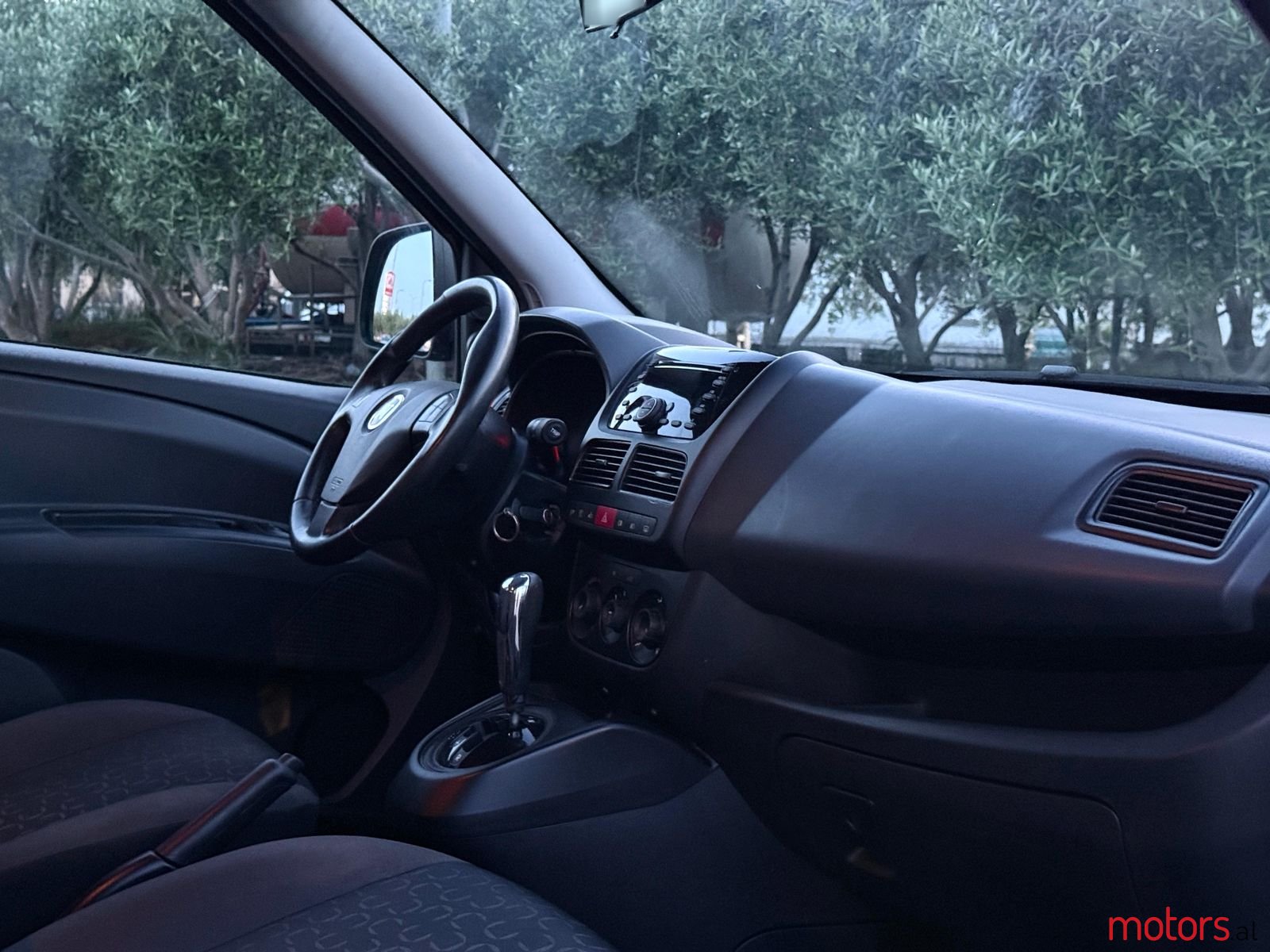 2013' Fiat Doblo photo #6