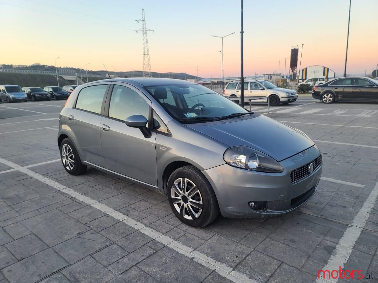 2009' Fiat Punto photo #1