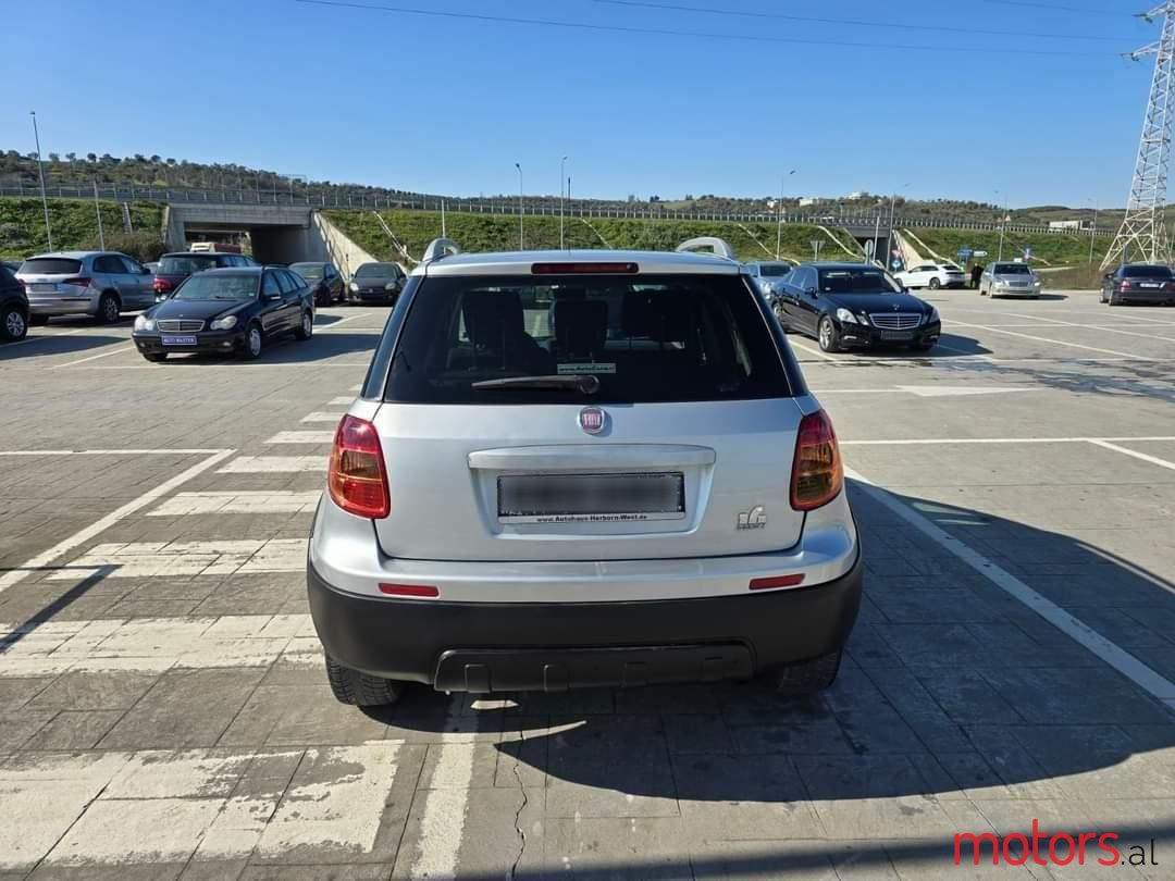 2009' Fiat Sedici photo #6