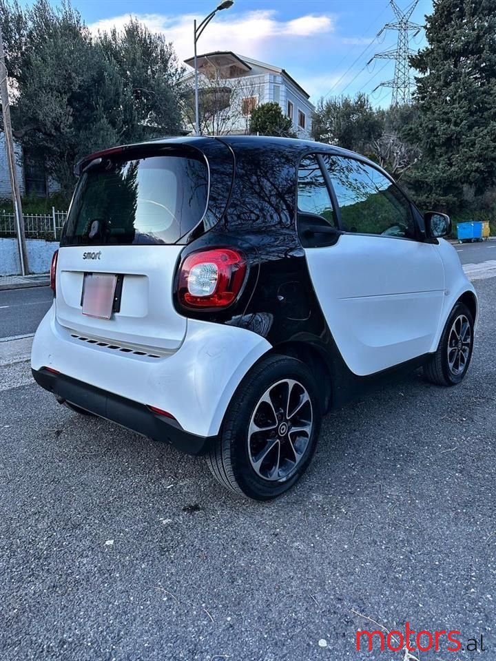 2016' Smart Fortwo photo #5