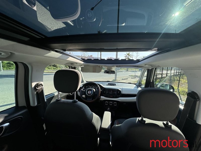 2014' Fiat 500L Trekking photo #2