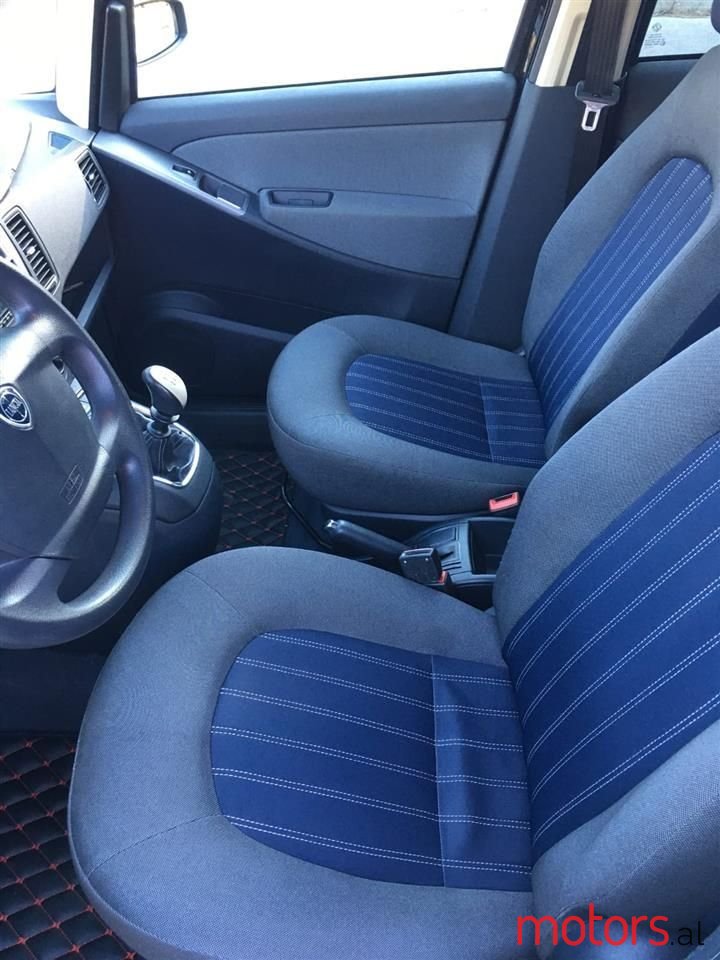 2009' Lancia Musa photo #6