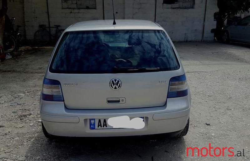 1999' Volkswagen Golf photo #2