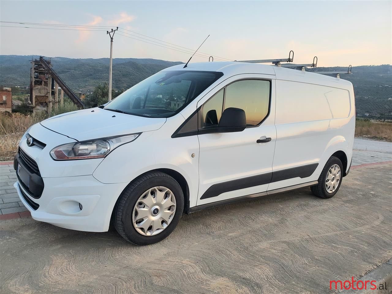 2015' Ford Tourneo photo #1