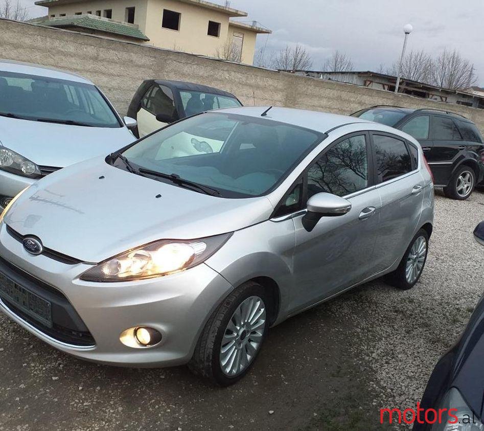 2010' Ford Fiesta photo #1