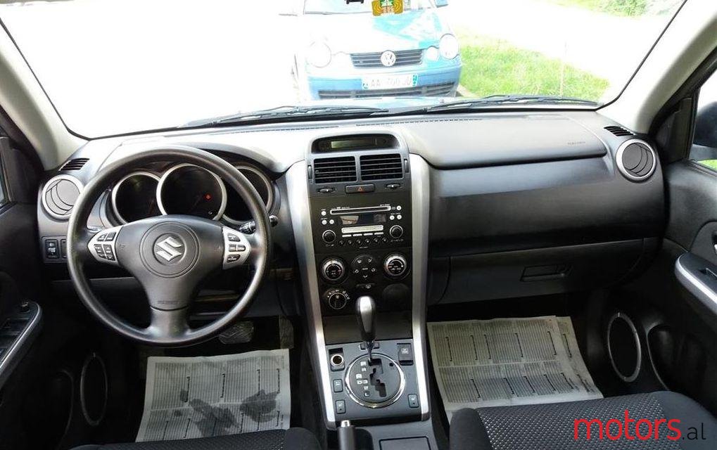 2005' Suzuki Grand Vitara photo #5