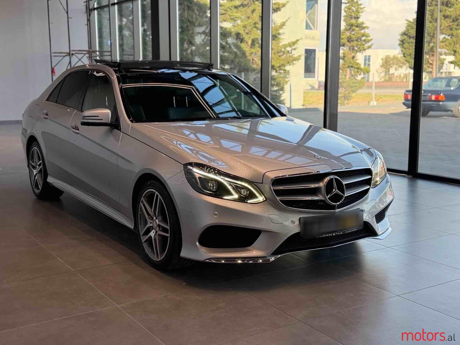 2015' Mercedes-Benz E 350 photo #1