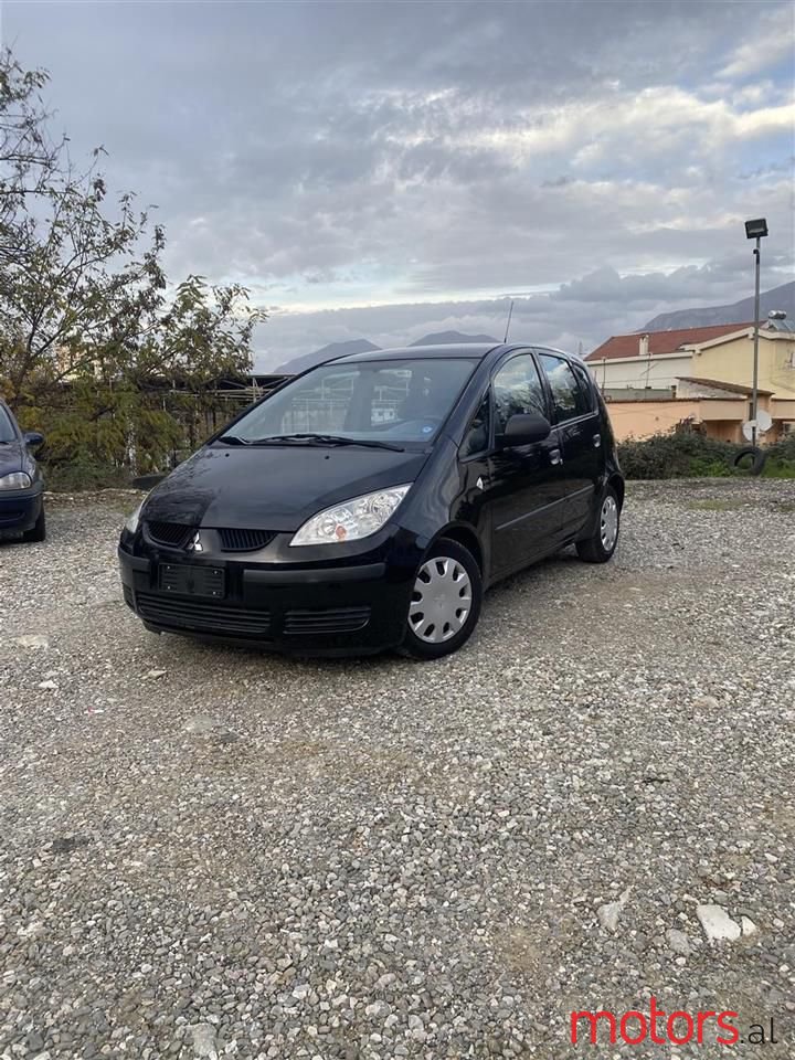 2007' Mitsubishi Colt photo #5