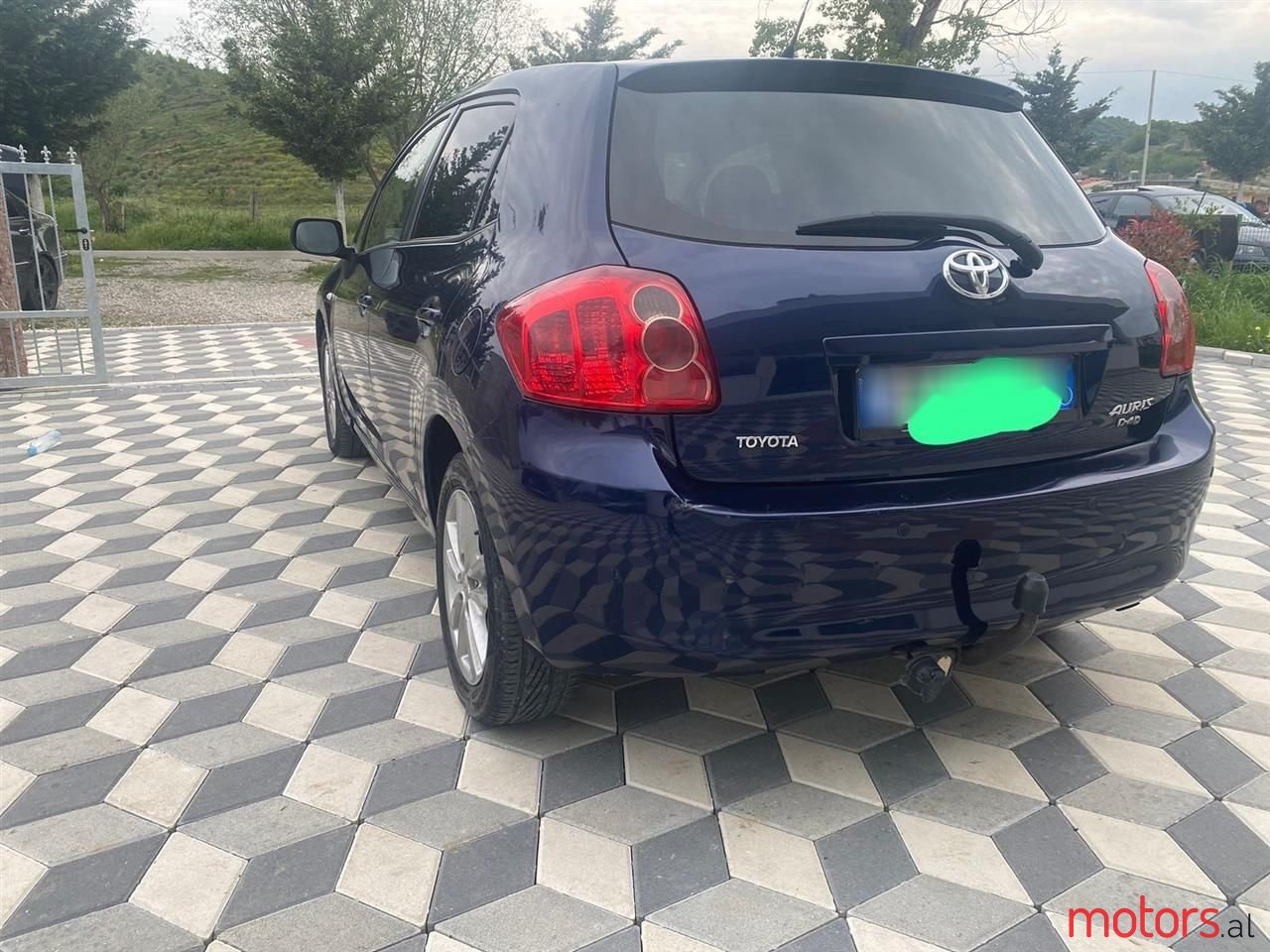 2007' Toyota Auris photo #2