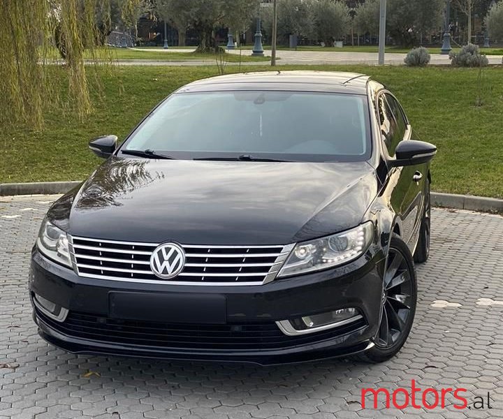 2013' Volkswagen photo #2