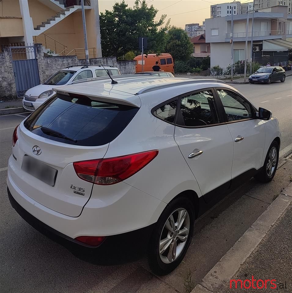 2012' Hyundai ix35 photo #6