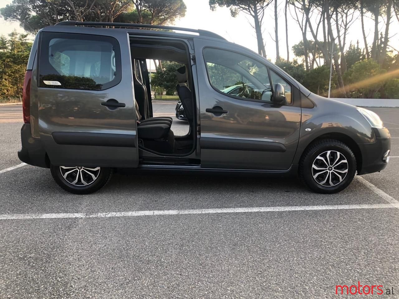 2016' Citroen Berlingo photo #2